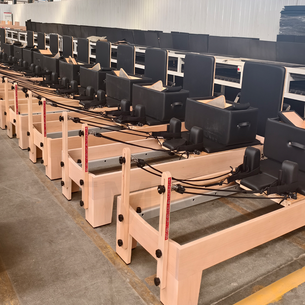 Pilates & Yoga Training Center - DZ132 Beech Wood Pilates Reformers Machine